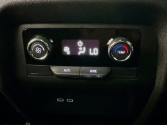Used 2026  Chevrolet Traverse AWD 4dr LT w&sol;2LT at Dutro Auto near Zanesville&comma; OH