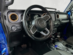 Used 2021  Jeep Gladiator Mojave 4x4 at Dutro Auto near Zanesville&comma; OH