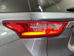 Used 2021  Chevrolet Traverse FWD 4dr LS w&sol;1LS at Dutro Auto near Zanesville&comma; OH