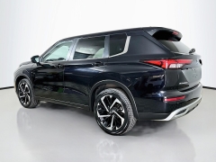 Used 2024  Mitsubishi Outlander SE S-AWC at Dutro Auto near Zanesville&comma; OH