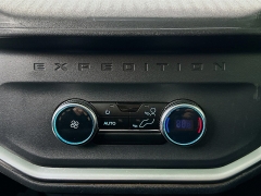 Used 2025  Ford Expedition Active 4x4 at Dutro Auto near Zanesville&comma; OH