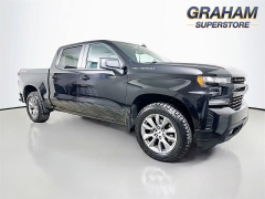 Used 2019  Chevrolet Silverado 1500 4WD Crew Cab RST at Dutro Auto near Zanesville&comma; OH