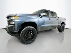 Used 2019  Chevrolet Silverado 1500 4WD Crew Cab Custom Trail Boss at Dutro Auto near Zanesville&comma; OH