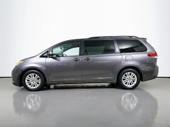 Used 2014 Toyota Sienna 4d Wagon XLE w/Auto Access Seat at Dutro Auto near Zanesville, OH