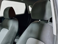 Used 2019  Hyundai Kona 4d SUV FWD SEL Tech at Dutro Auto near Zanesville&comma; OH