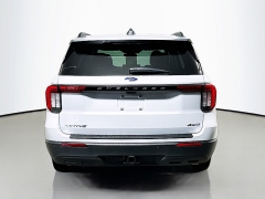 New 2026  Ford Explorer Active w&sol;100A Pkg 4WD at Dutro Auto near Zanesville&comma; OH