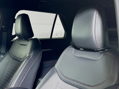 Used 2025  Ford Explorer ST-Line 4WD at Dutro Auto near Zanesville, OH