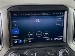 Used 2023  Chevrolet Silverado 2500HD 4WD Crew Cab 172" LT Dsl at Graham Auto Mall near Mansfield, OH