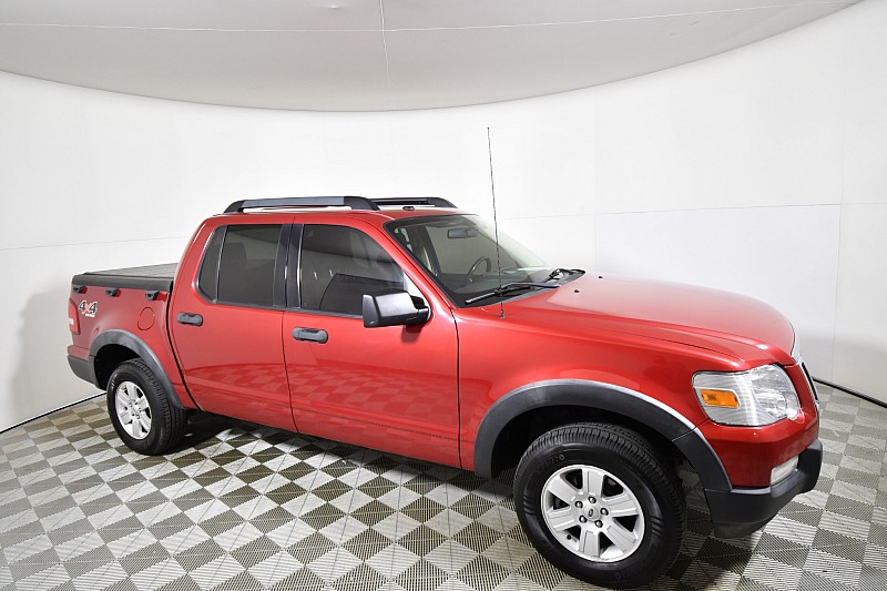 Used 2010  Ford Explorer Sport Trac 4d SUV 4WD XLT at Graham Auto Mall near Mansfield, OH