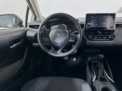 Used 2020  Toyota Corolla 4d Sedan LE at Dutro Auto near Zanesville&comma; OH