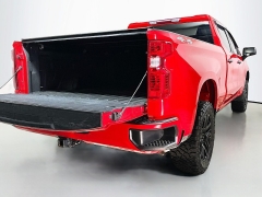 Used 2022  Chevrolet Silverado 1500 4WD Crew Cab 147" Custom at Graham Auto Mall near Mansfield&comma; OH