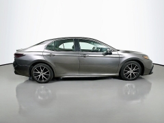 Used 2022  Toyota Camry SE Auto at Graham Auto Mall near Mansfield, OH