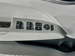 Used 2017  Hyundai Elantra 4d Sedan SE Auto at Graham Auto Mall near Mansfield&comma; OH
