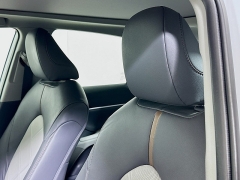 Used 2019  Toyota Camry 4d Sedan XLE at Dutro Auto near Zanesville, OH