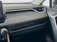 Used 2020  Toyota RAV4 4d SUV AWD LE at Dutro Auto near Zanesville&comma; OH