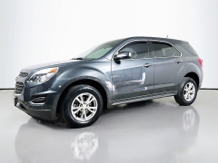 Used 2017  Chevrolet Equinox 4d SUV AWD LS at Dutro Auto near Zanesville, OH