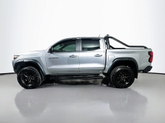 Used 2025  Chevrolet Colorado 4WD Crew Cab ZR2 at Dutro Auto near Zanesville&comma; OH