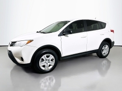 Used 2015  Toyota RAV4 4d SUV FWD LE at Graham Auto Mall near Mansfield&comma; OH