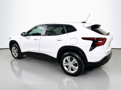 Used 2024  Chevrolet Trax FWD 4dr LS at Dutro Auto near Zanesville&comma; OH