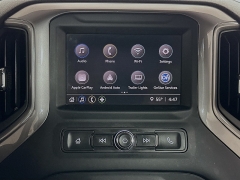 Used 2022  Chevrolet Silverado 1500 4WD Crew Cab 147" Custom at Graham Auto Mall near Mansfield&comma; OH