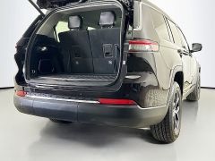 Used 2023  Jeep Grand Cherokee L Limited 4x4 at Dutro Auto near Zanesville&comma; OH