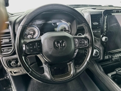 Used 2022  Ram 1500 4WD Limited Crew Cab 5'7" Box at Dutro Auto near Zanesville&comma; OH