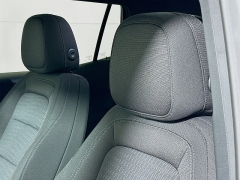 New 2026  Chevrolet Equinox FWD 4dr LT w&sol;1LT at Graham Auto Mall near Mansfield&comma; OH