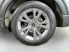 Used 2023  Ford Explorer XLT 4WD at Dutro Auto near Zanesville&comma; OH