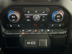 Used 2019  Chevrolet Silverado 1500 4WD Crew Cab LT at Graham Auto Mall near Mansfield, OH