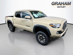  2020 Toyota Tacoma 4WD Double Cab TRD Off-Road Auto at Dutro Auto near Zanesville&comma; OH