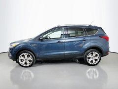 Used 2019  Ford Escape 4d SUV 4WD Titanium at Dutro Auto near Zanesville&comma; OH