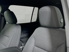 Used 2025  Chevrolet Traverse AWD 4dr LT w/2LT at Graham Auto Mall near Mansfield, OH