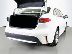 Used 2020  Toyota Corolla 4d Sedan LE at Dutro Auto near Zanesville&comma; OH