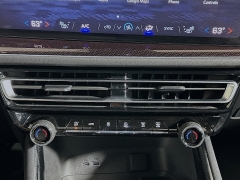 Used 2024  Chevrolet Traverse AWD 4dr Z71 at Dutro Auto near Zanesville&comma; OH