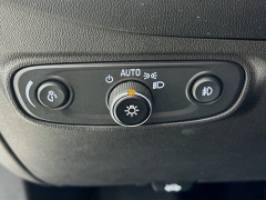 Used 2020  Chevrolet Equinox 4d SUV FWD LT w&sol;2FL at Dutro Auto near Zanesville&comma; OH