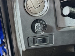 Used 2011  Ford F-150 4WD Supercrew XLT 5 1/2 at Dutro Auto near Zanesville, OH