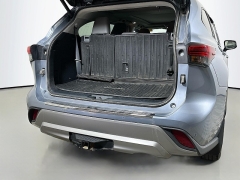 Used 2022  Toyota Highlander Platinum AWD at Graham Auto Mall near Mansfield, OH