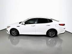 Used 2019  Kia Optima 4d Sedan LX at Graham Auto Mall near Mansfield&comma; OH