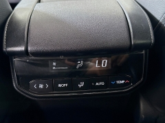 Used 2025  Toyota Highlander Hybrid XLE Nightshade AWD at Dutro Auto near Zanesville&comma; OH