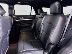 Used 2017  Ford Explorer 4d SUV 4WD XLT at Dutro Auto near Zanesville&comma; OH