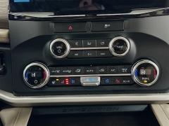 Used 2023  Ford Expedition Limited 4x4 at Dutro Auto near Zanesville, OH