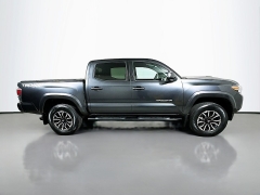 Used 2022  Toyota Tacoma 4WD TRD Sport Double Cab 5ft Bed V6 AT at Graham Auto Mall near Mansfield, OH