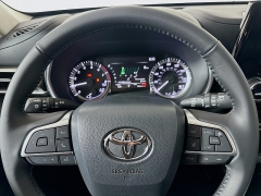 New 2026  Toyota Highlander XLE AWD at Dutro Auto near Zanesville, OH