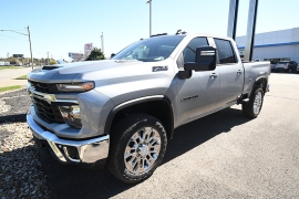 New 2026  Chevrolet Silverado 2500HD 4WD Crew Cab 159" LT Gas at Graham Auto Mall near Mansfield&comma; OH