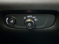 Used 2023  Chevrolet Traverse FWD 4dr LT Cloth w/1LT at Graham Auto Mall near Mansfield, OH