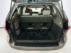 Used 2015  Toyota Sienna 4d Wagon XLE 8-Passenger at Dutro Auto near Zanesville&comma; OH