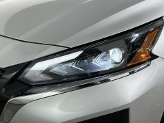 Used 2024  Nissan Altima 2&period;5 SV Sedan at Dutro Auto near Zanesville&comma; OH