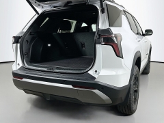 New 2026  Chevrolet Equinox AWD 4dr LT w/2LT at Graham Auto Mall near Mansfield, OH