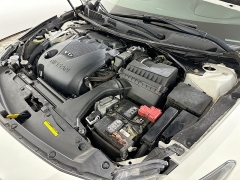 Used 2017  Nissan Maxima 4d Sedan SR at Graham Auto Mall near Mansfield, OH