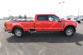 Used 2023  Ford Super Duty F-250 4WD LARIAT Crew Cab SRW 6&period;75' Box at Dutro Auto near Zanesville&comma; OH